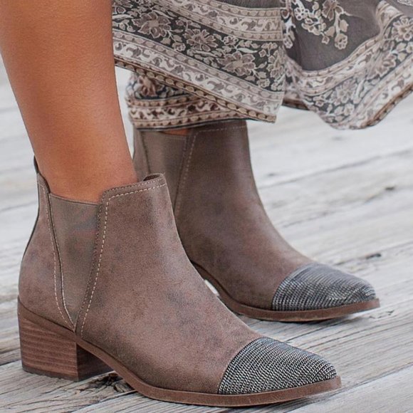 Urban Outfitters Shoes - Tan Metal Chain Pointy Toe Western Ankle Booties